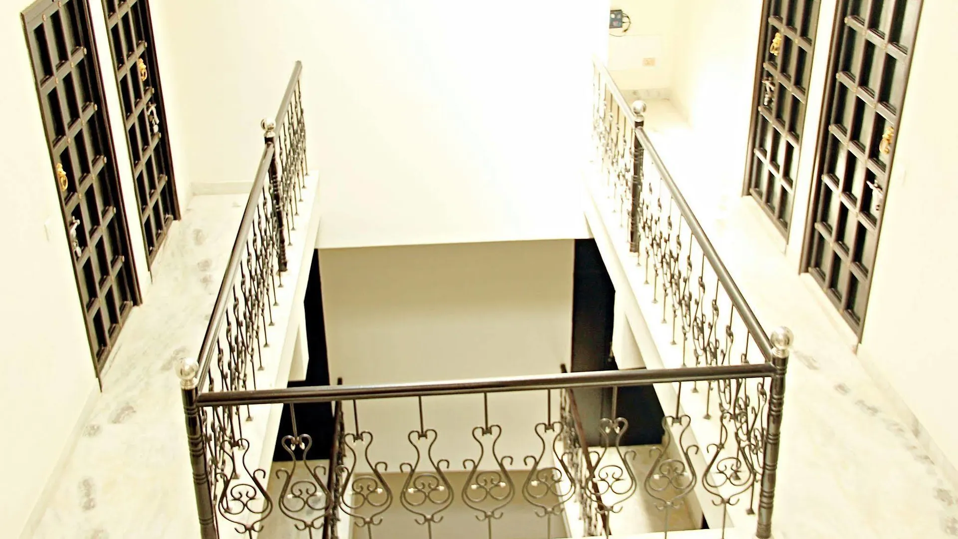 Madpackers Udaipur Hotel India